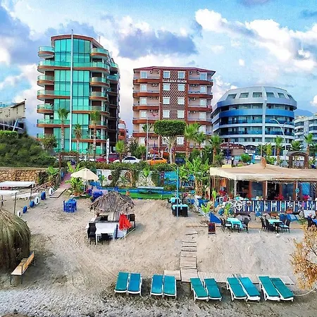 Club Bayar Beach Hotel